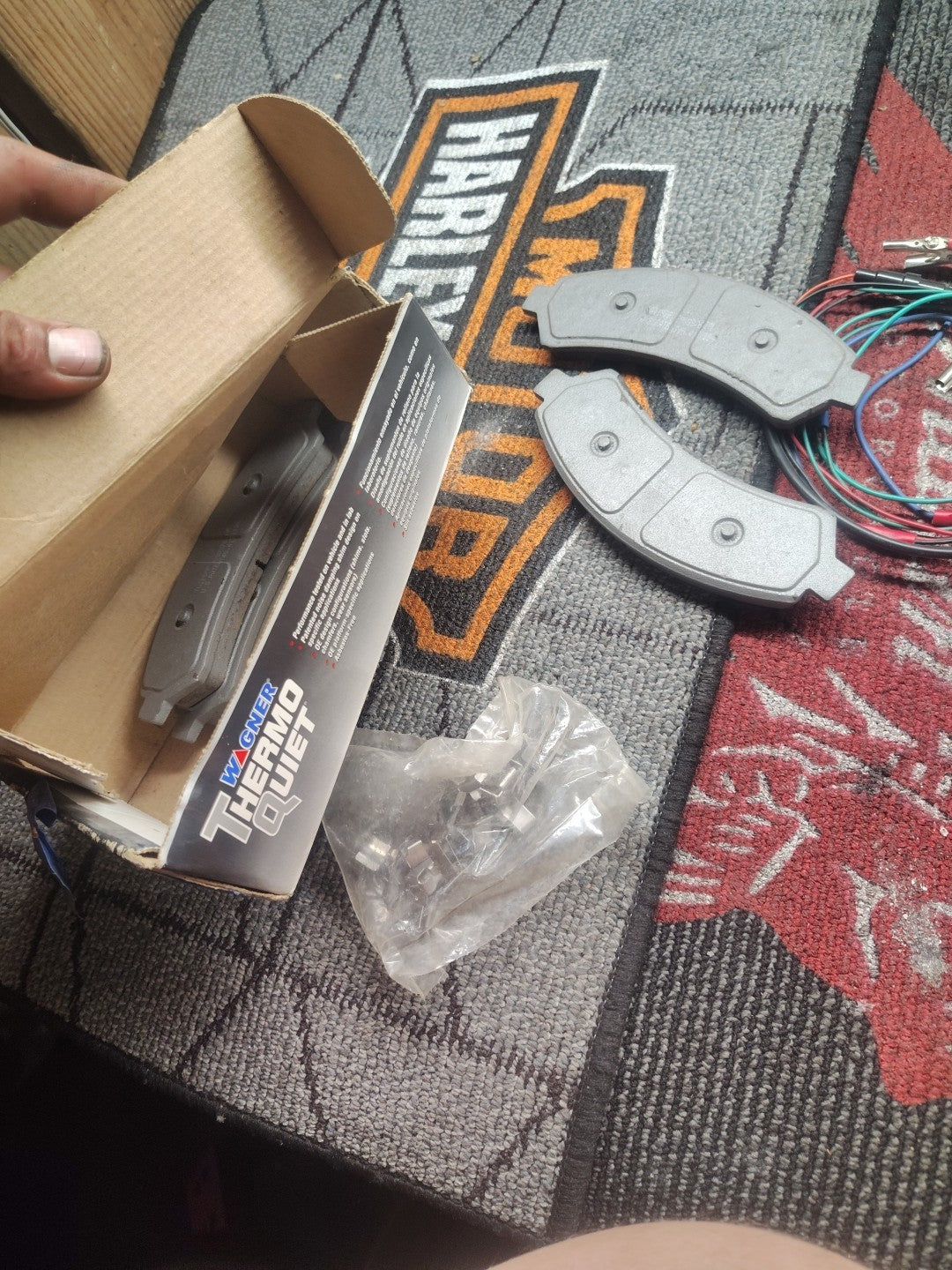 Wagner pd726 Front Ceramic Brake Pads for 98-04 GMC Sanoma/ Chevy S10