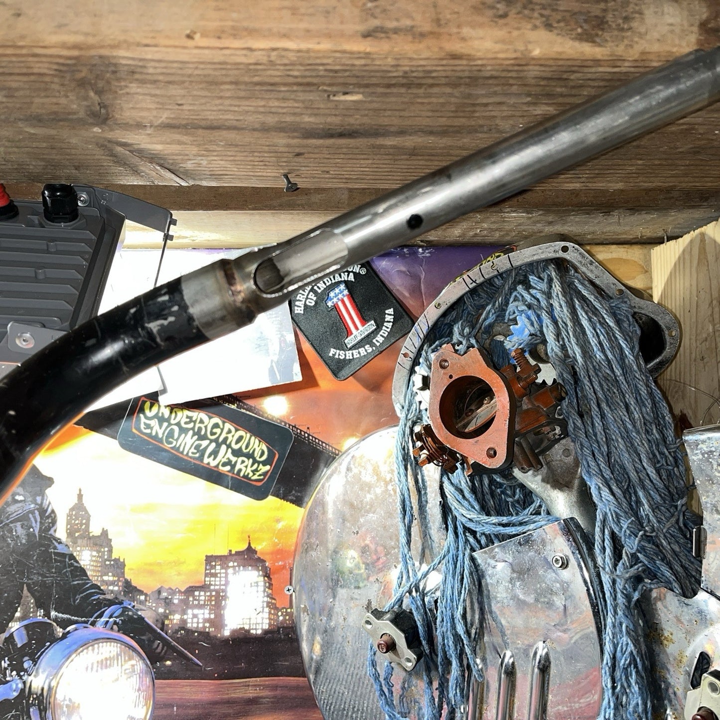 INDIAN CHIEFTAIN/ROADMASTER MID RISE HANDLEBAR (2884574-266)