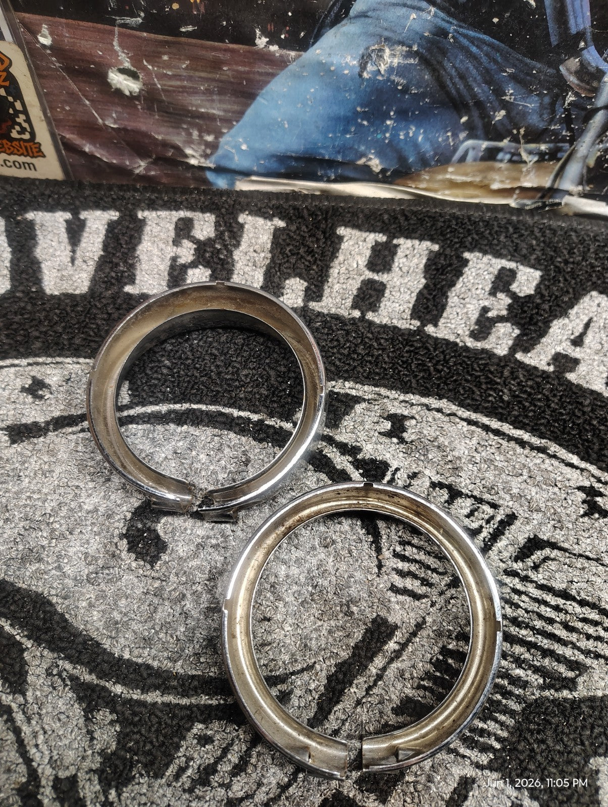 Harley-Davidson Chrome Passing Lamp Trim Rings Pair Auxiliary Spotlight Bezels