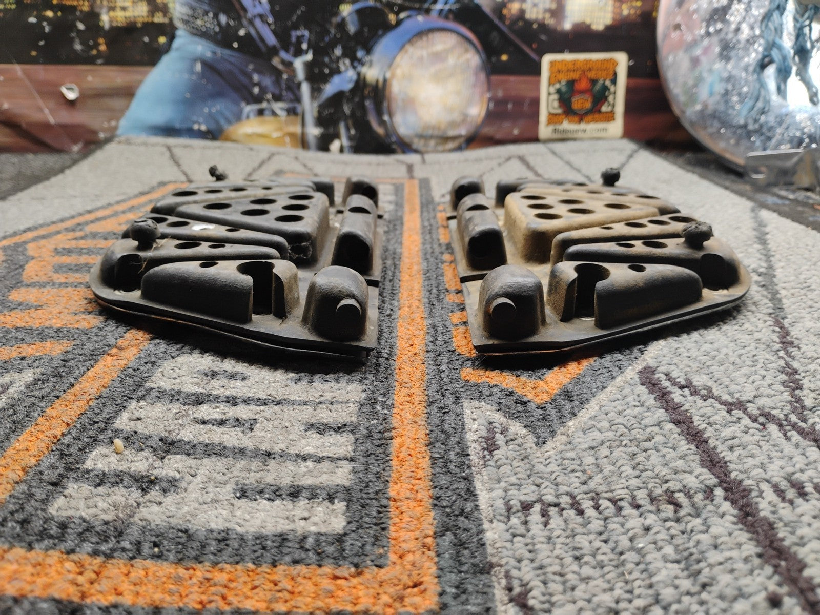 2000 HARLEY-DAVIDSON ELECTRA GLIDE ULTRA CLASSIC EFI FLHTCUI REAR  PEGS