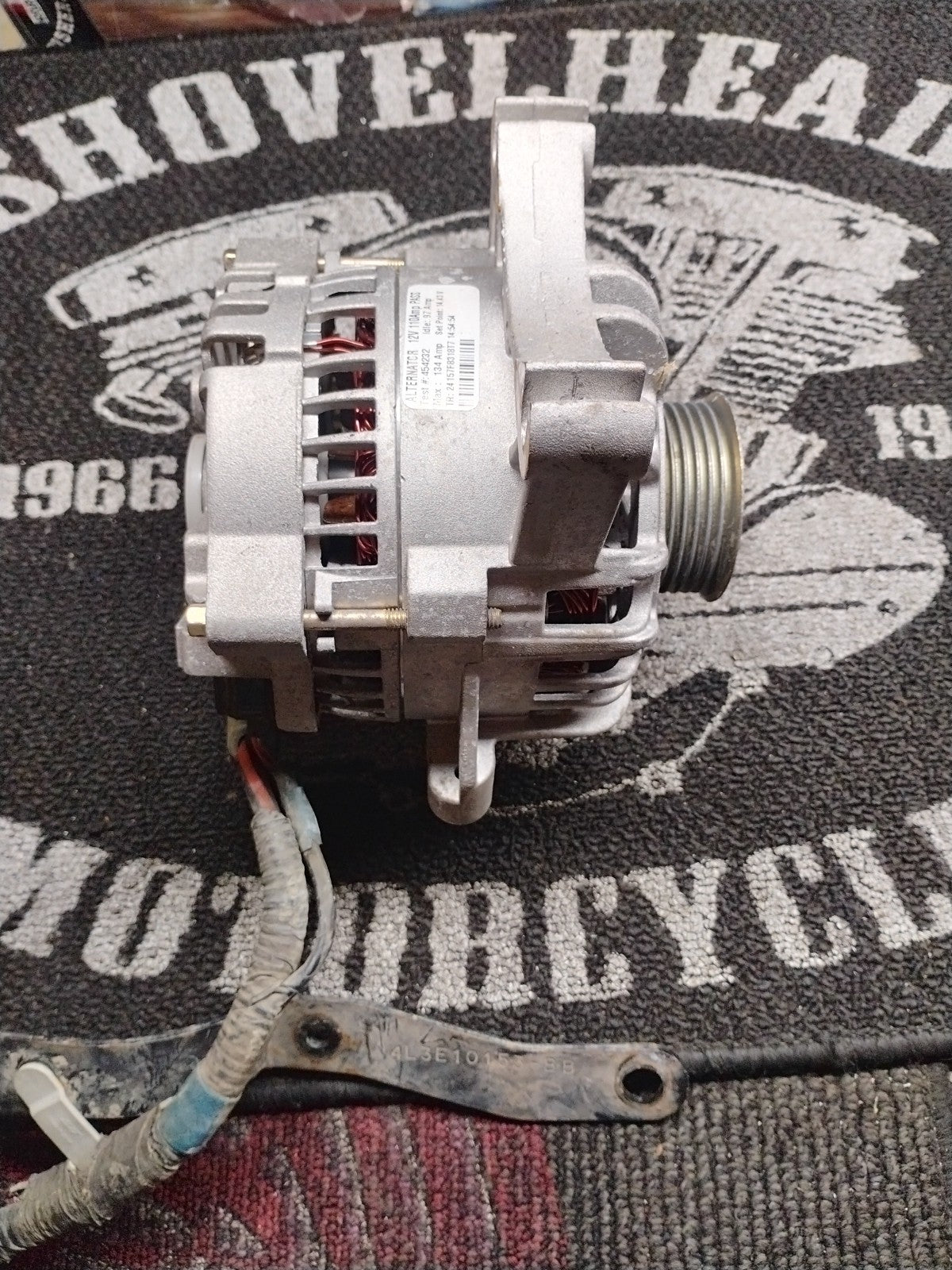 2008 Ford F-150 5.4L Alternator OEM Used Low Miles Clean Take-Off
