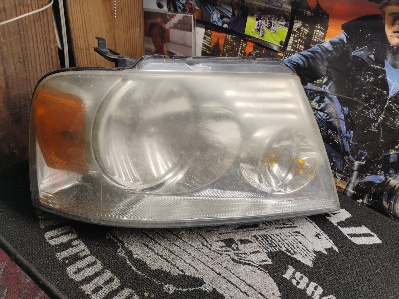 OEM 2004-2008 Ford F150 Passenger Right Headlight Assembly RH 7L34-13005-A F-150