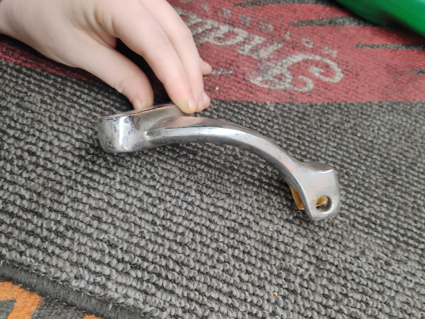 Harley Davidson Chrome Left Footpeg Footrest Mount Bracket