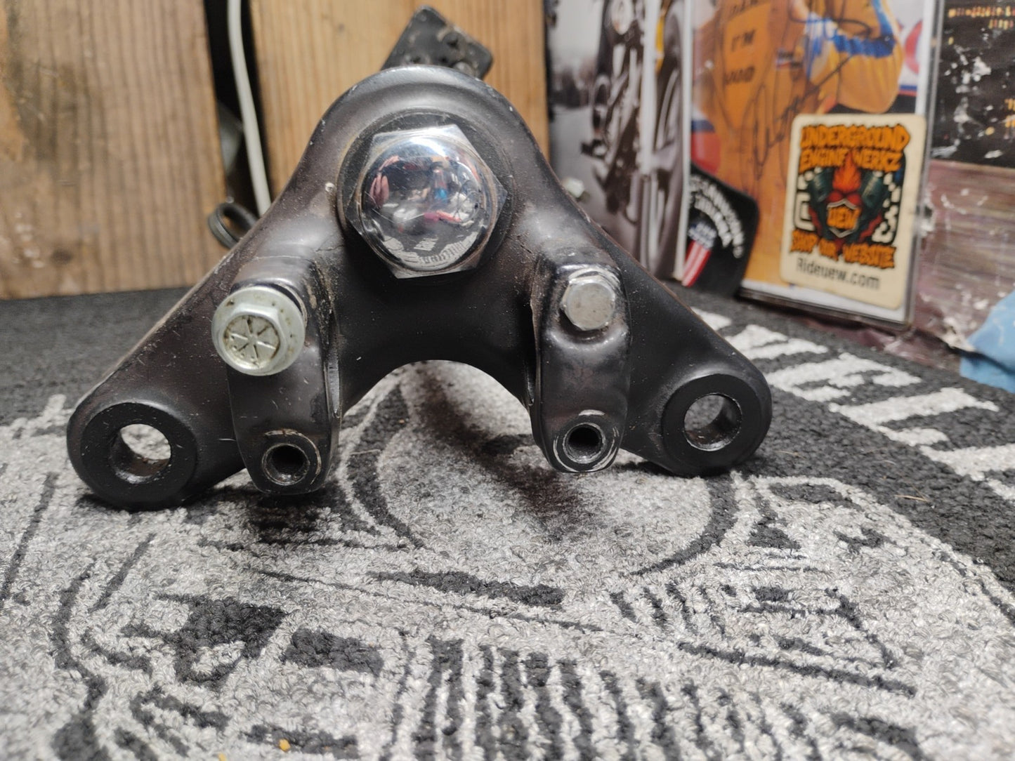 OEM 1971 Honda CB125 Triple Tree Steering Stem Fork Clamp Assembly