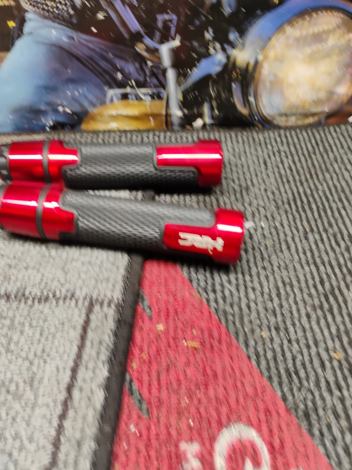 Honda CBR600RR 900RR 954RR 1000RR F4i Black Red Grips Comfort Racing Hand