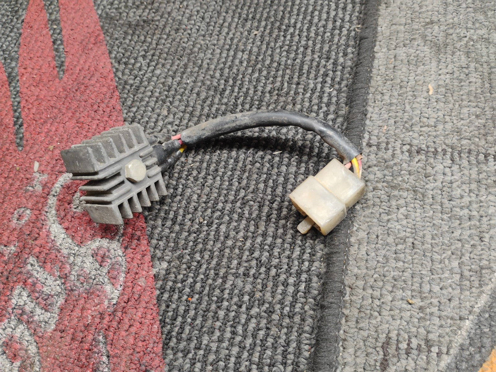 Honda 125 CB CB125 CB125S Voltage Rectifier Unit 