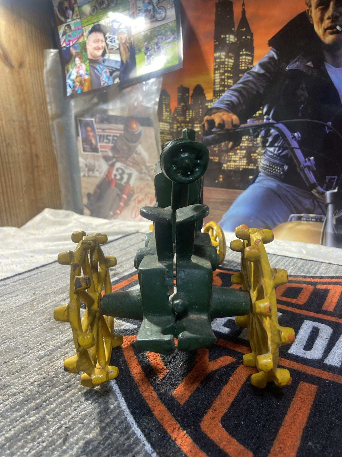 Vintage JOHN DEERE Farm Tractor With Green-Yellow Wheels