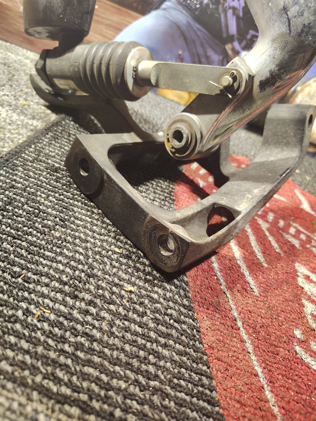 2017 Indian Chieft Rear Brake Pedal Lever Bracket An Master Cylinder 