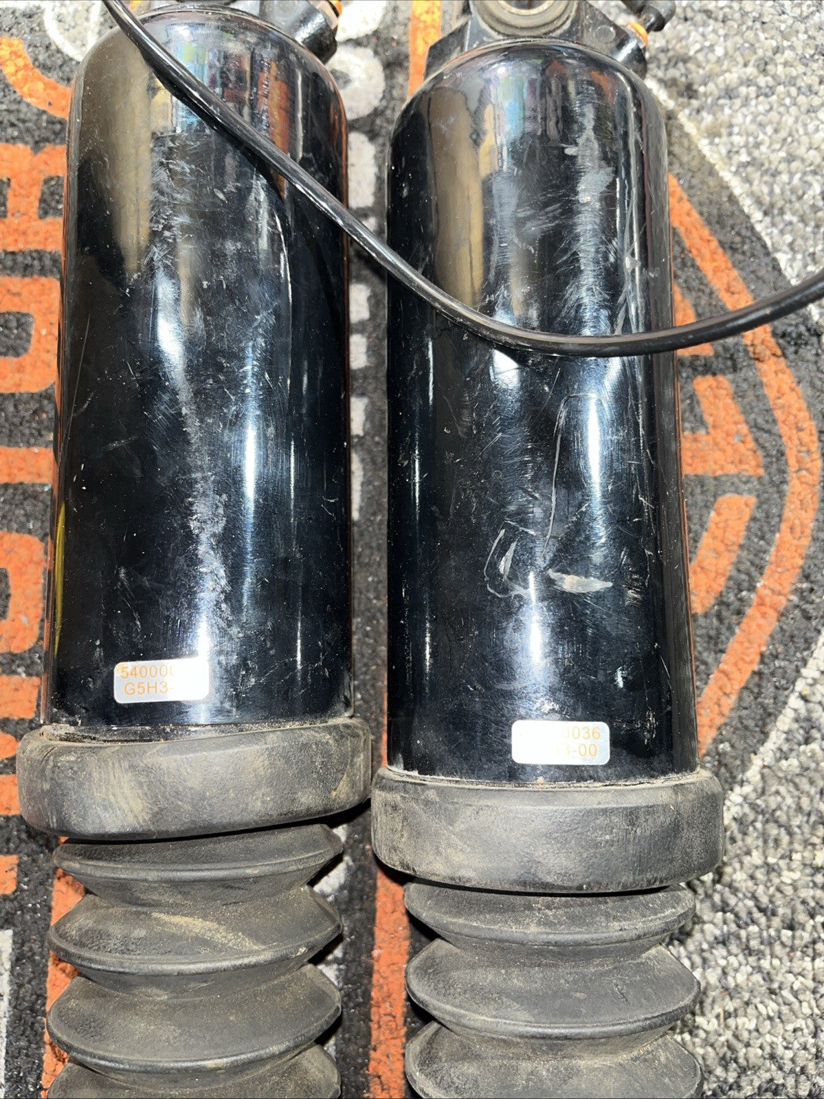 Harley Davidson OEM FLHR/FLHP/FLHT Touring Rear Shocks 54000036