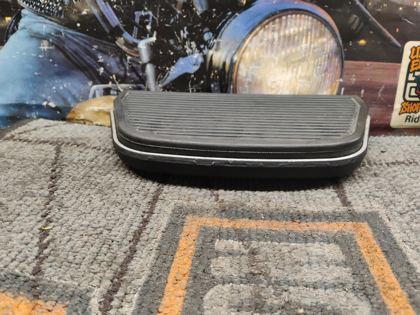 Harley Davidson OEM Passenger Floorboard  52719-93A 50613-91 50606-86A Touring