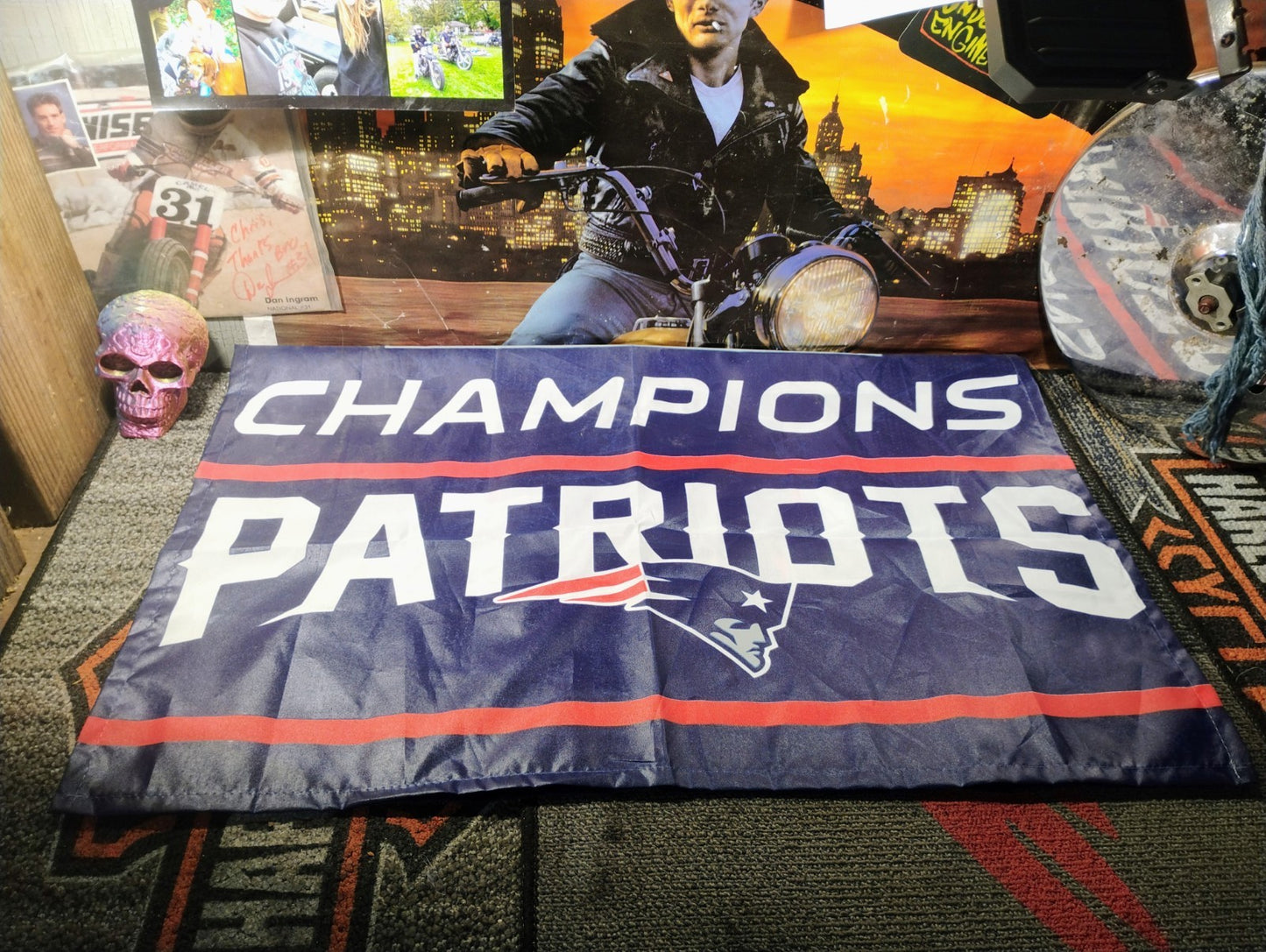 NFL New England Patriots Vertical 27" X 37" Super Bowl Champions Flag Banner