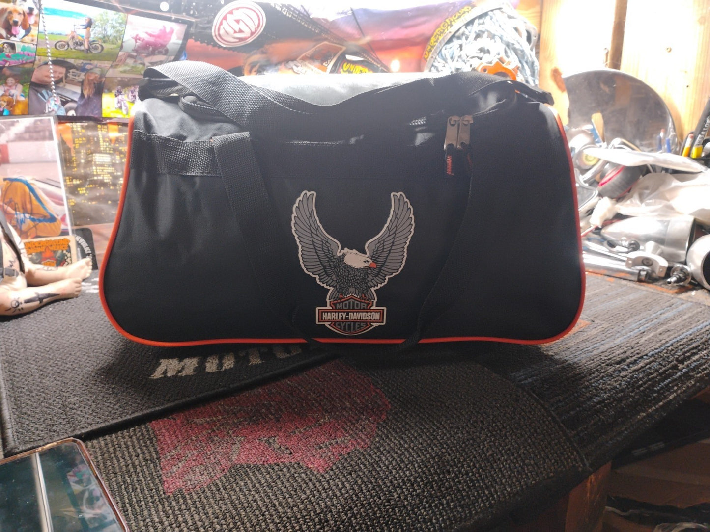 HARLEY DAVIDSON MOTORCYCLES LIGHTWEIGHT LOGO TRAVEL CARRY BAG SIZE MEDIUM 