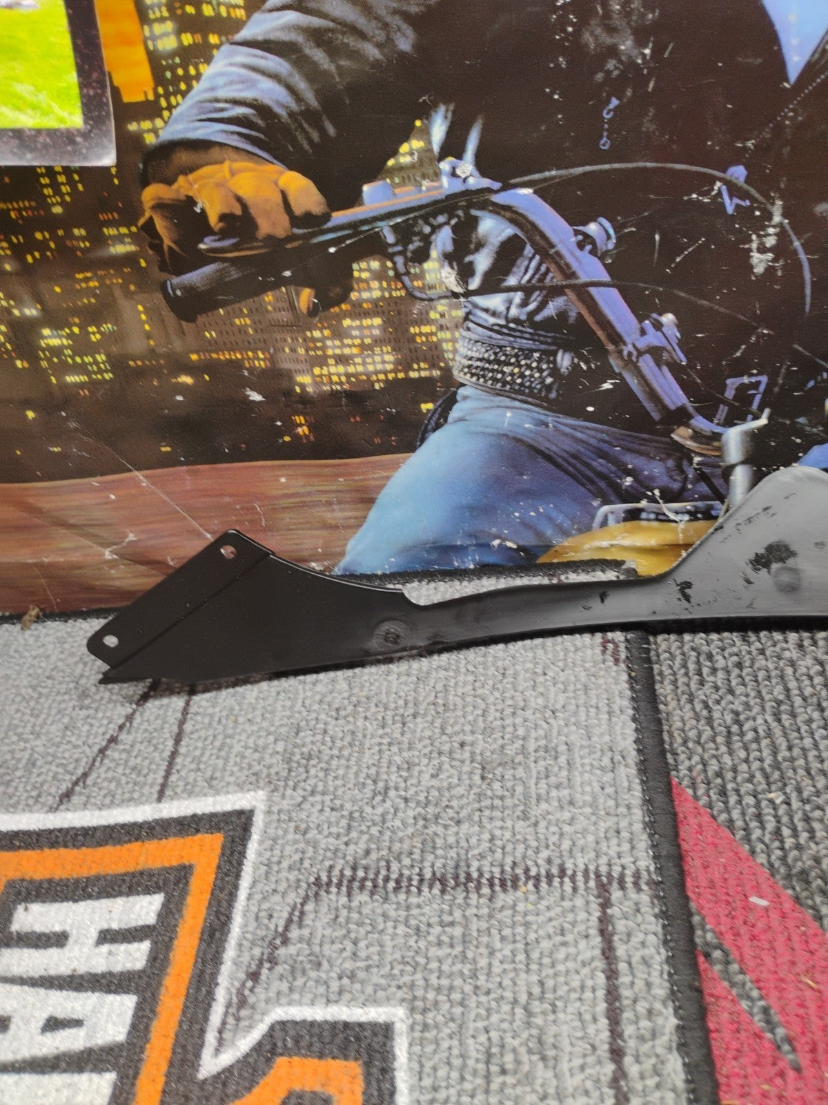 06 Yamaha YZF R6 OEM Left Lower Inner Fairing Cowl