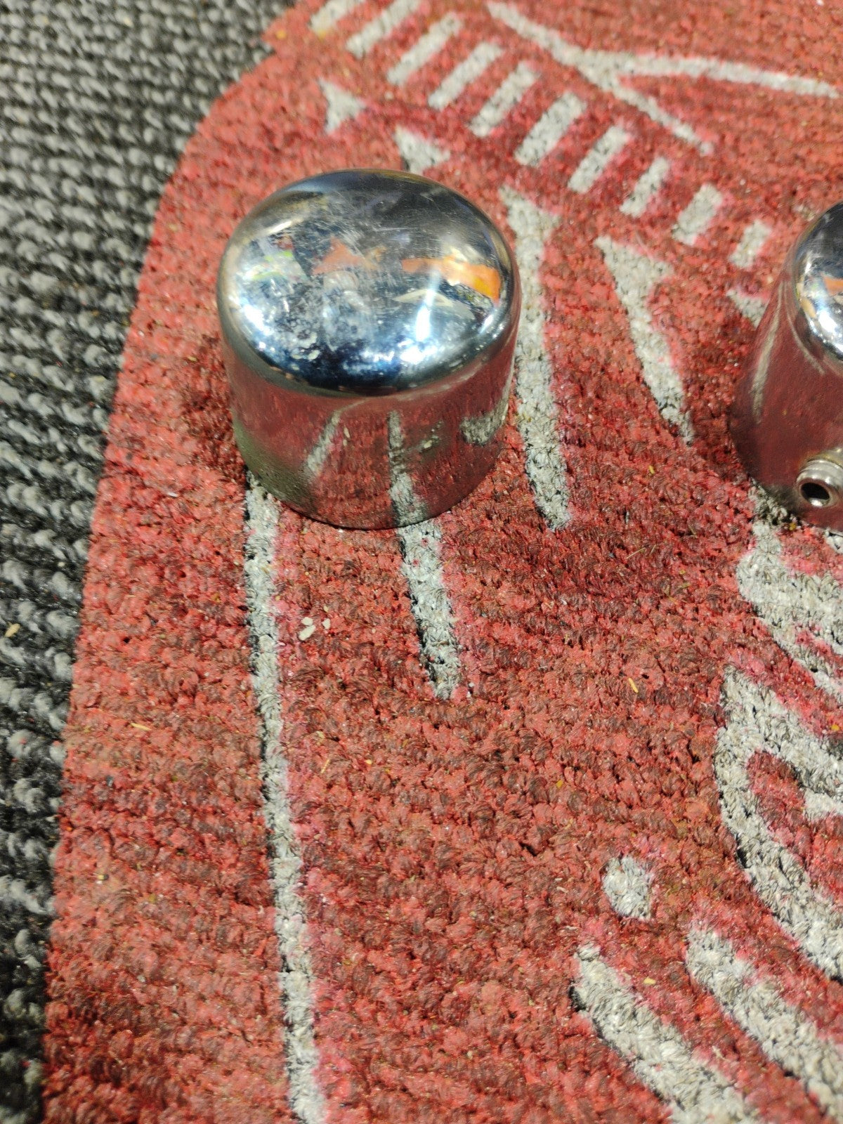 HARLEY DAVIDSON  CHROME AXLE NUT COVERS