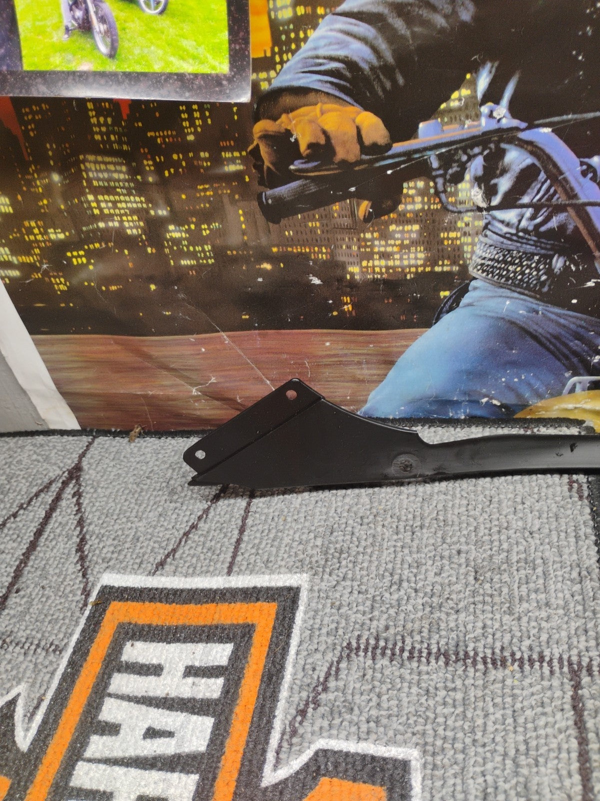 06 Yamaha YZF R6 OEM Left Lower Inner Fairing Cowl