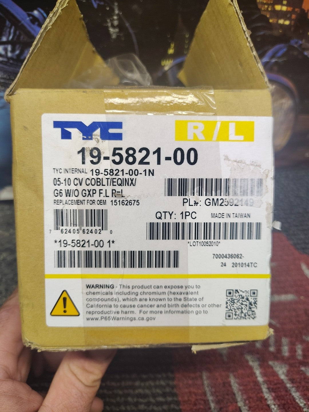 2005-2010 GM Front Fog Light Lamp Assembly OEM 15162675