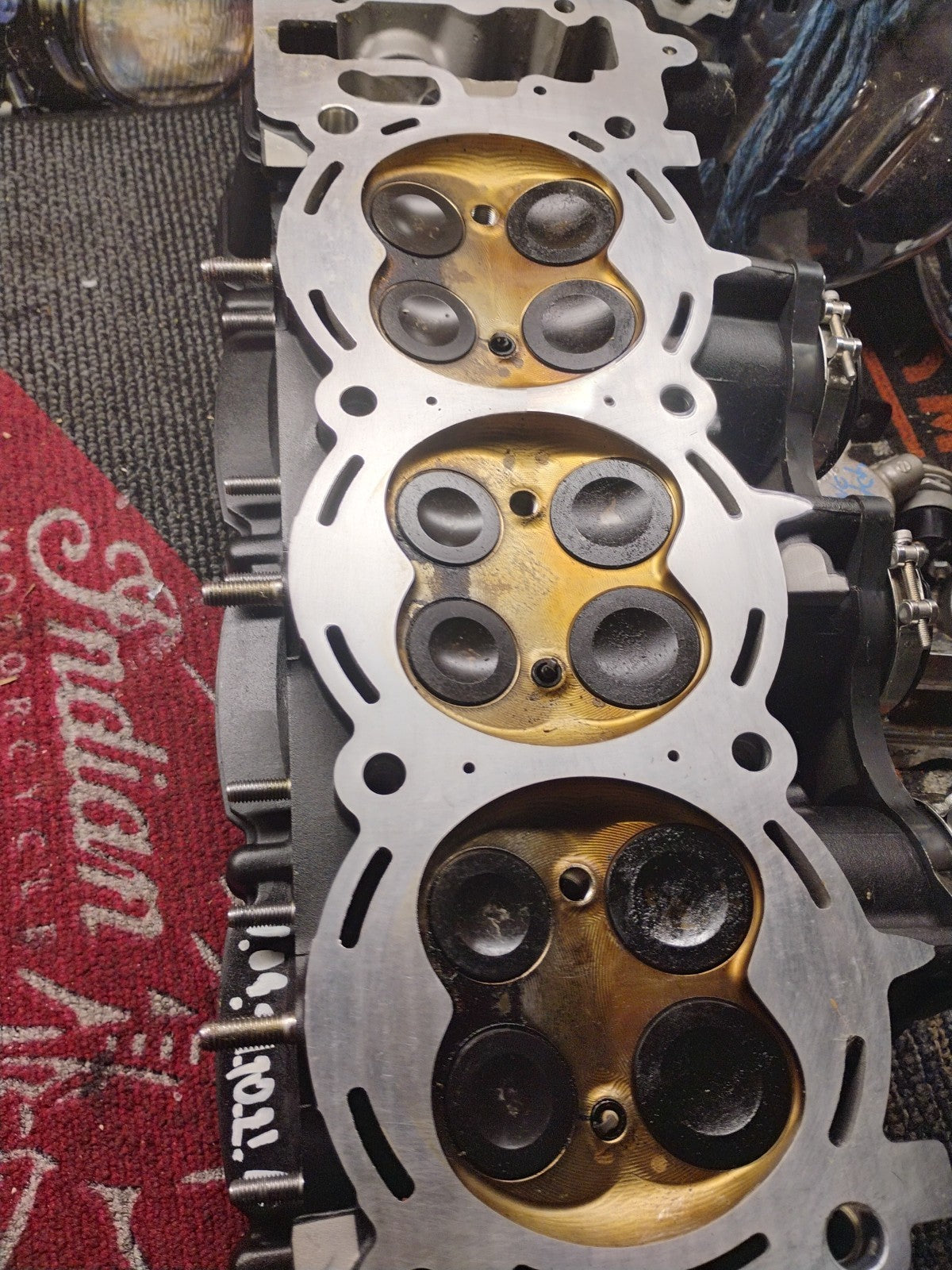 21 Triumph Rocket III 3 GT 2500 engine cylinder head ,valves ,camshaft and more