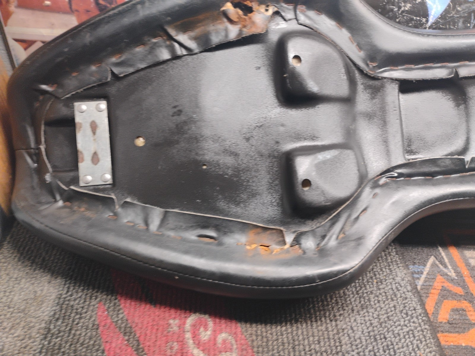 HARLEY DAVIDSON SPORTSTER SEAT DRIVER PASSENGER PILLION CUSTOM 1200 883 ROADSTER