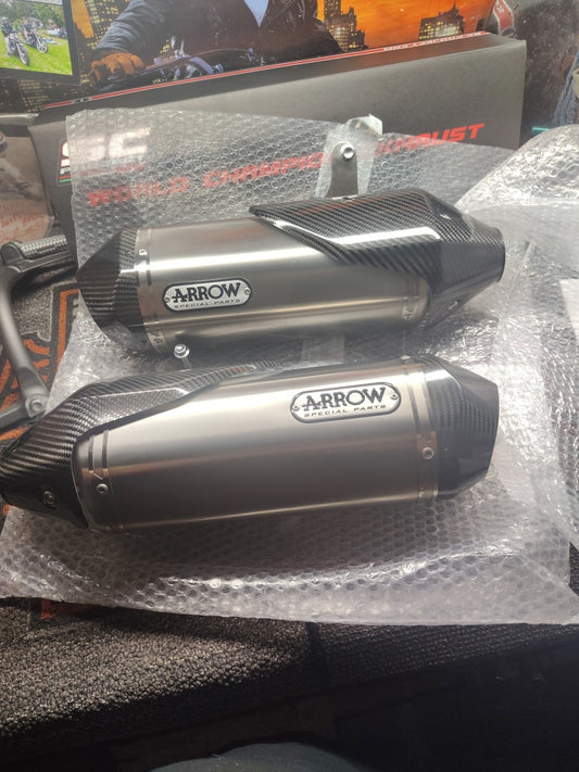 TRIUMPH SPEED TRIPLE RS ARROW EXHAUST SILENCERS