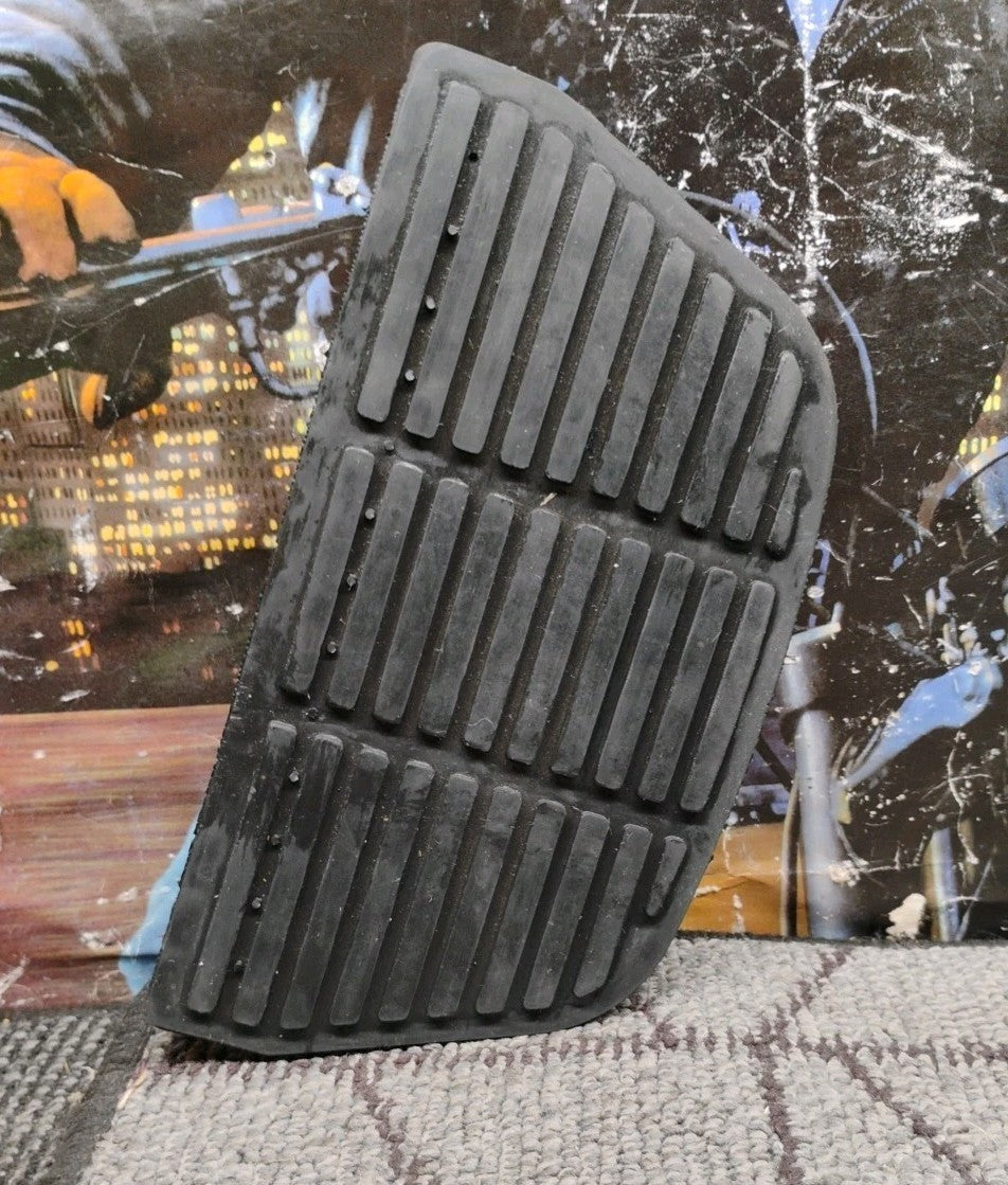 Genuine Harley-Davidson OEM Passenger Right Footboard Kit Floorboard Pad 