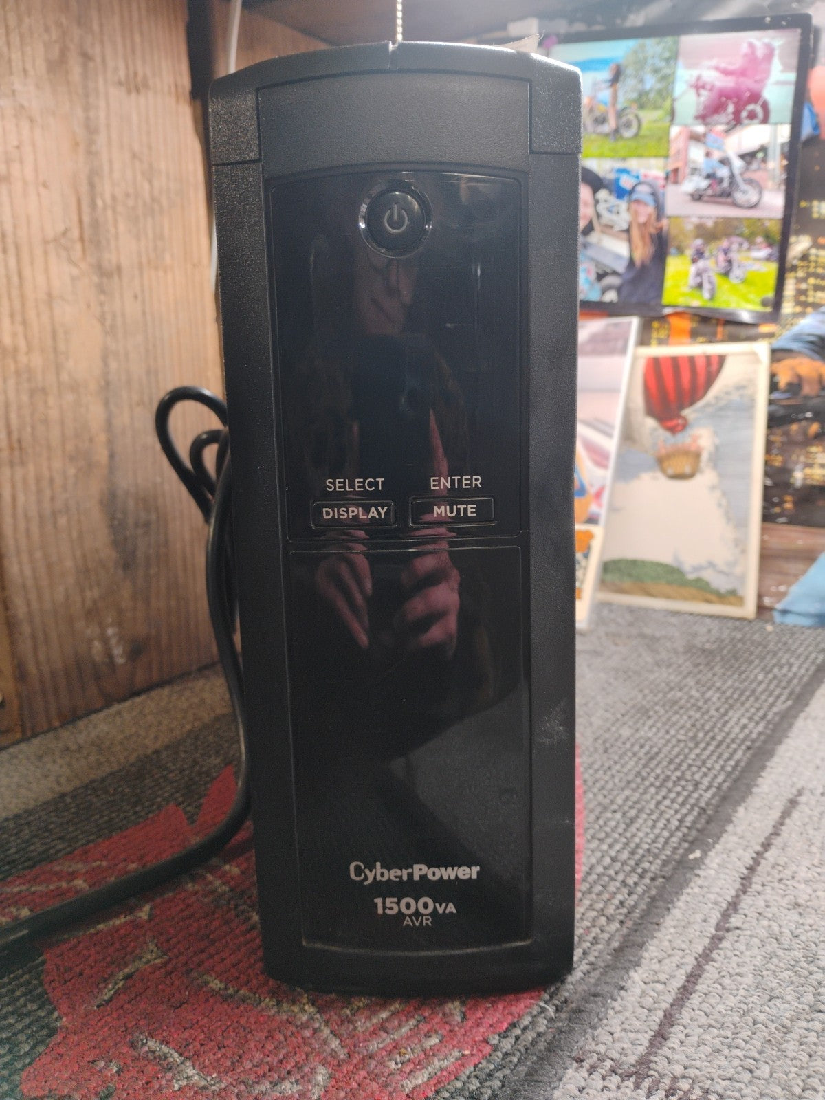👀 CYBERPOWER 1500 VA AVR POWER SUPPLY 12 OUTLET CP1500AVRLCDA