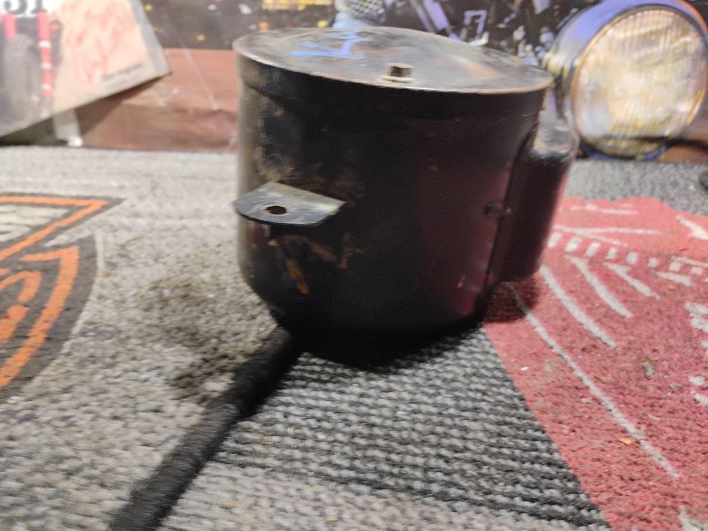 2001 01 KAWASAKI KE100B KE100 KE 100 AIR CLEANER FILTER HOUSING BOX