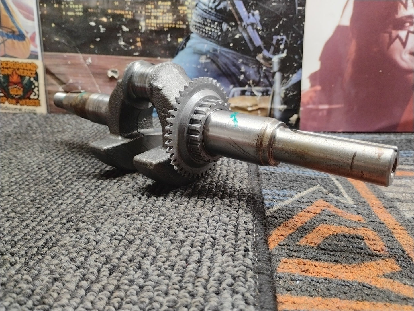 briggs & Stratton crankshaft #355 / R5 / 66