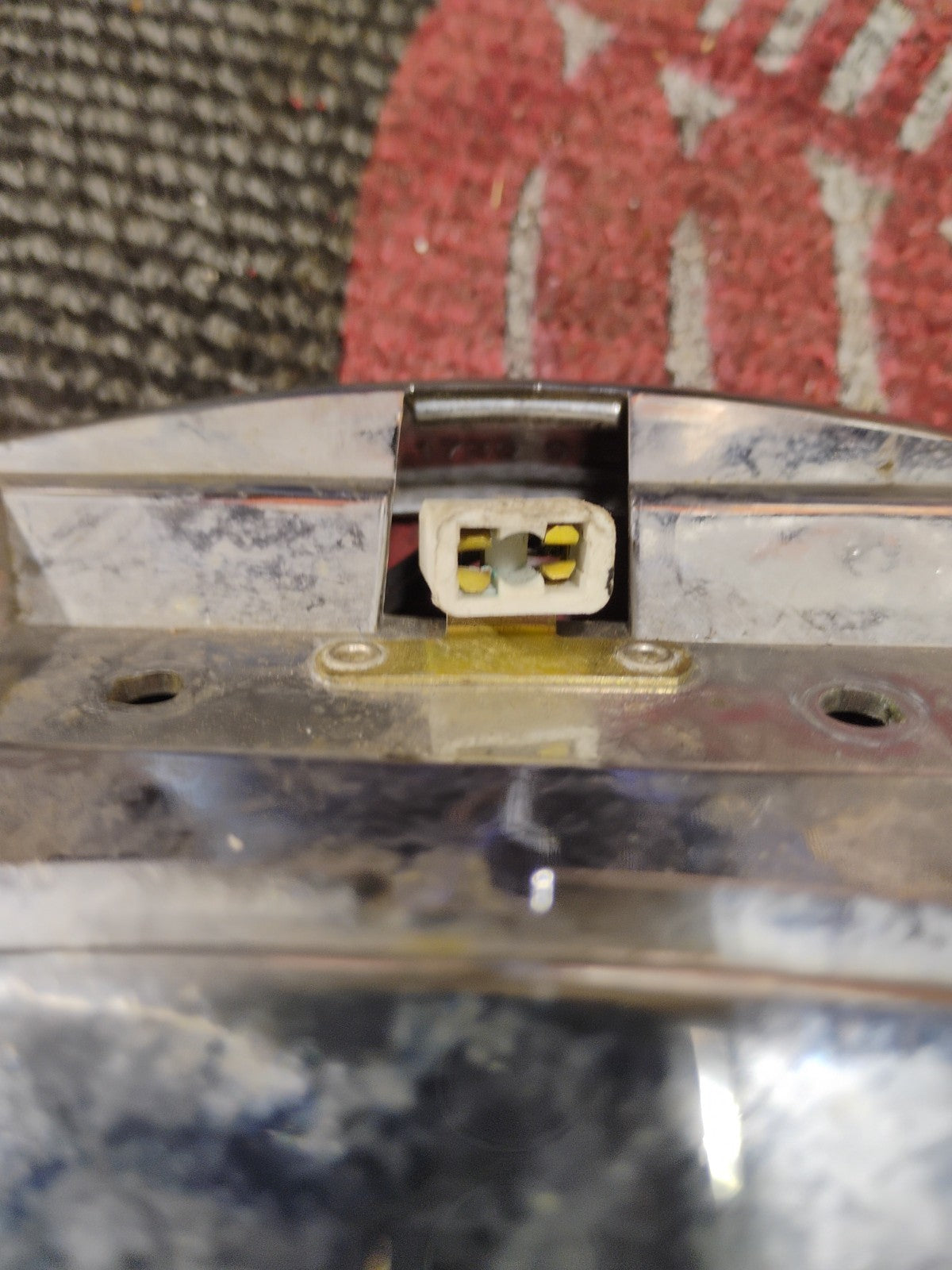 HARLEY-DAVIDSON FLH FLHT BRAKE TAIL LIGHT HOUSING BASE