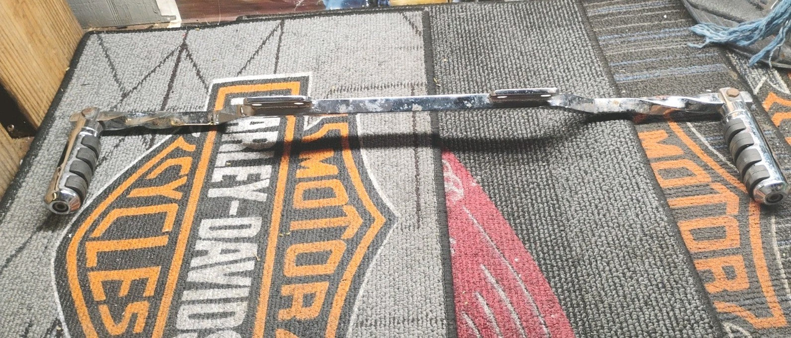 UNIVERSAL VINTAGE HWY PEGS TWISTED CHROME CHOPPER CUSTOM HARLEY HONDA 