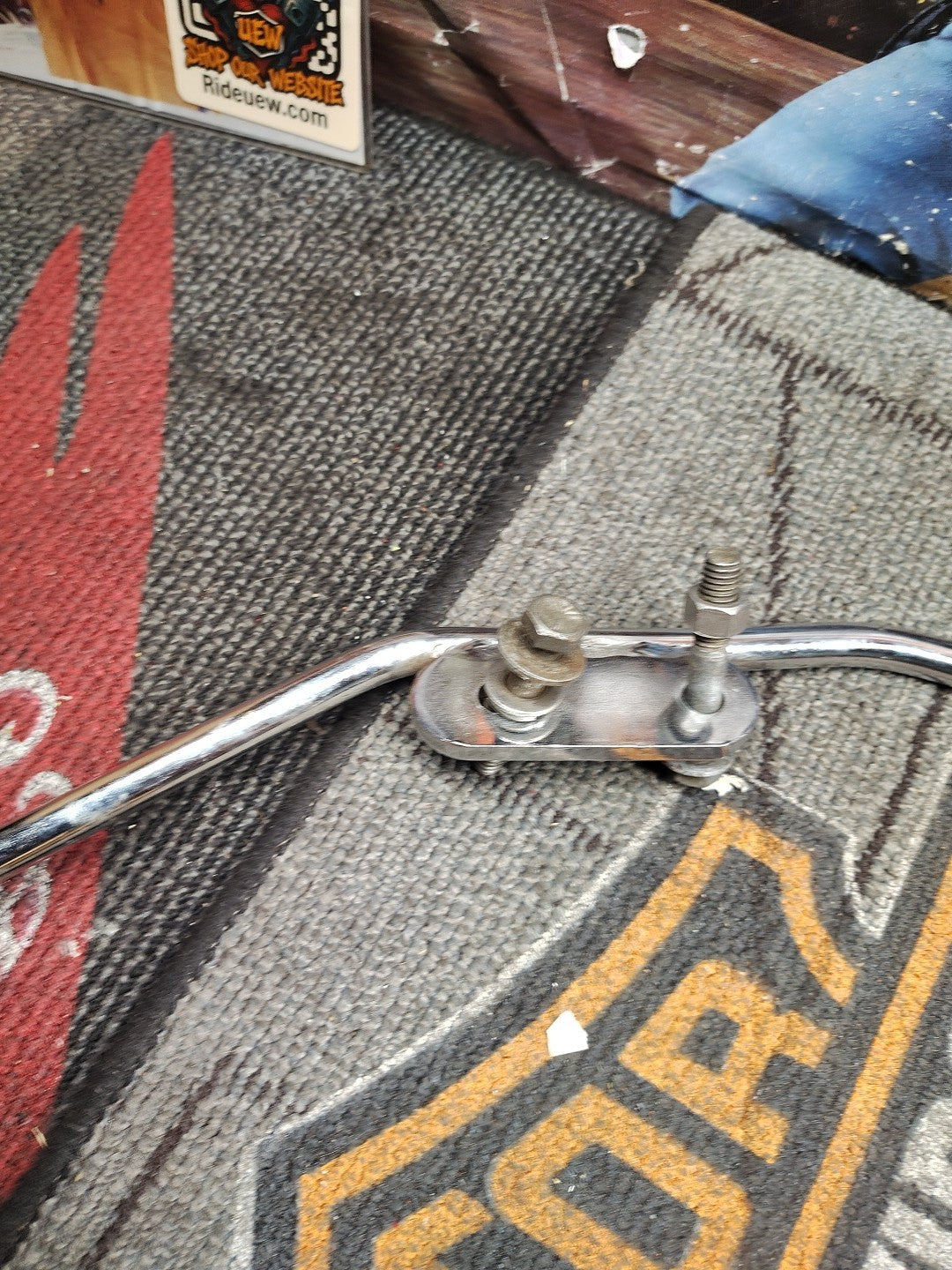 HARLEY DAVIDSON FL FLH CHROME EXHAUST BRACKET MOUNT DYNO POWER DRAG PIPES