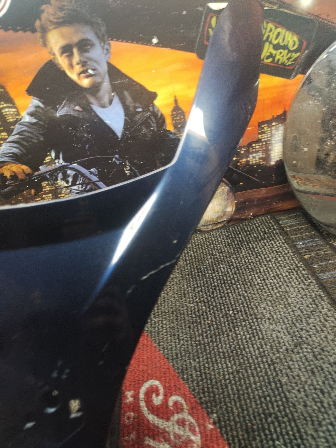 PIAGGIO MP3 125 - 500 Front shield upper fairing cover badge 624432