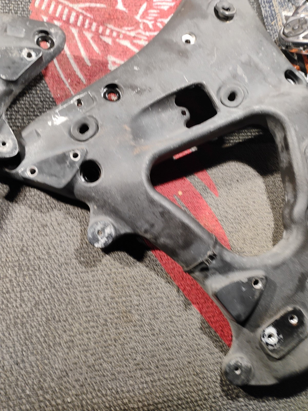 Indian Chief Chieftain & Roadmaster Left & Right Rear Subframe Support Brackets