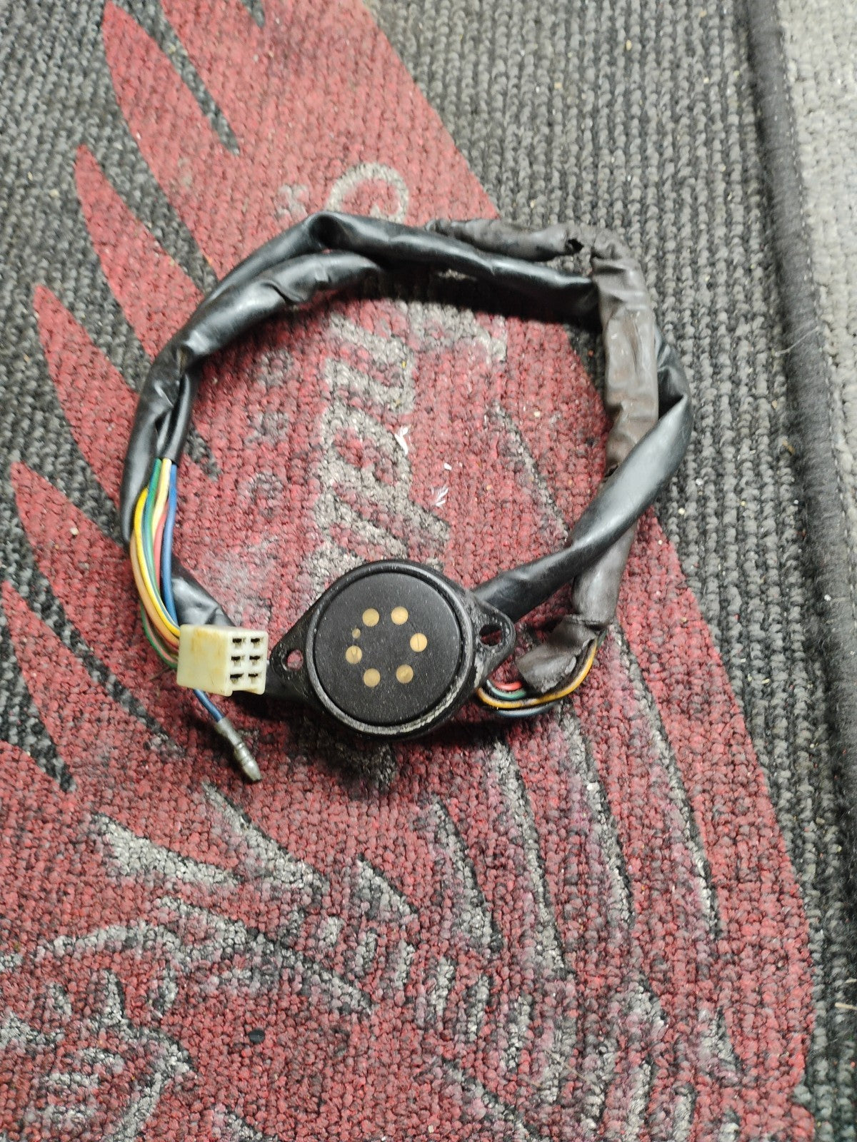 81 SUZUKI GS1000 GS 1000 GEAR SHIFT INDICATOR BODY