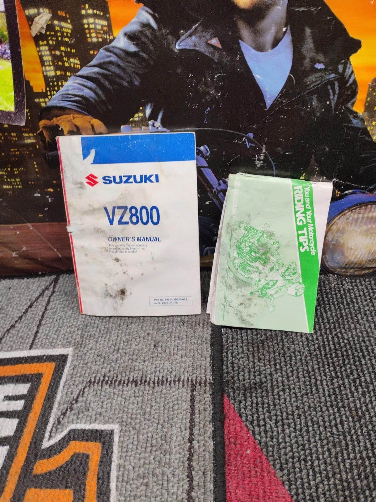 Genuine 2009 Suzuki VZ800 IntruderOwners Manual And Riding Tips Free Black Mold