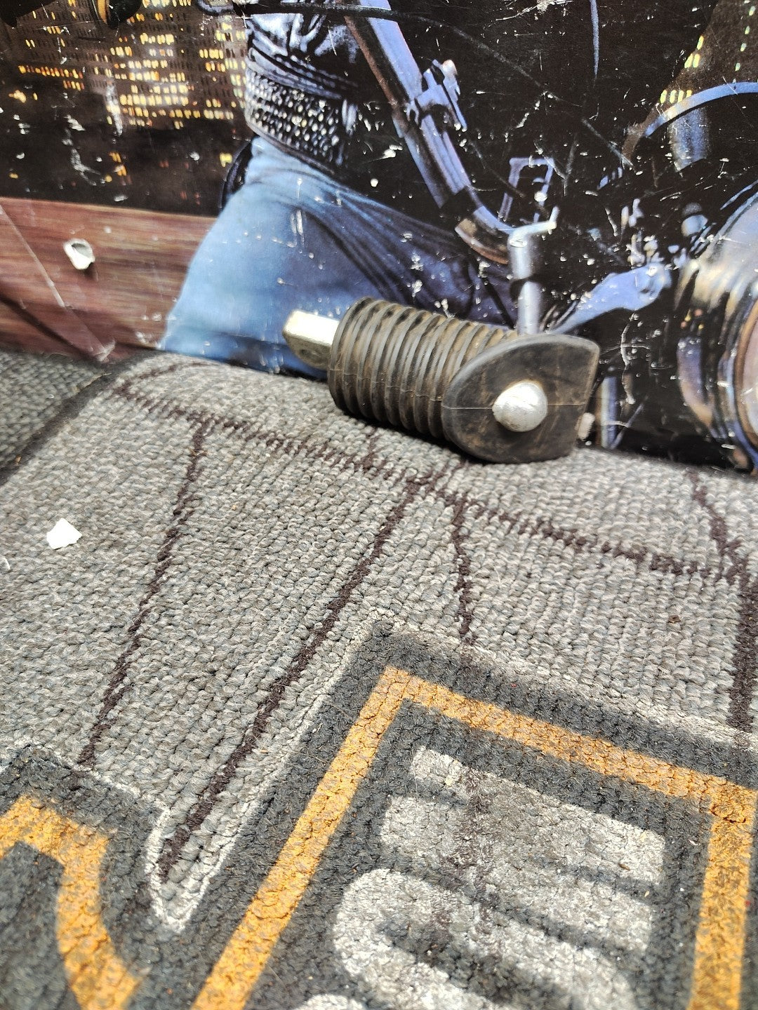 HARLEY DAVIDSON FXR OEM 50647-82 DRIVER FOOTPEG