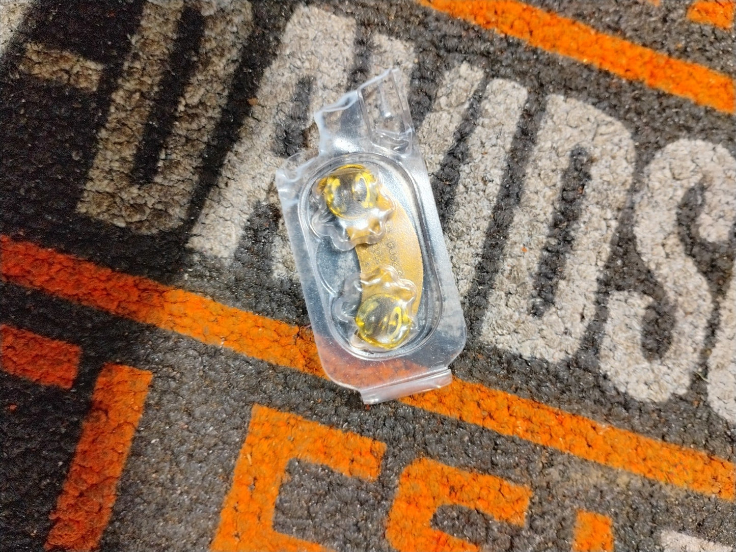 2012 Harley HOG pin HD motorcycle collectible old biker vest pinback memorabilia