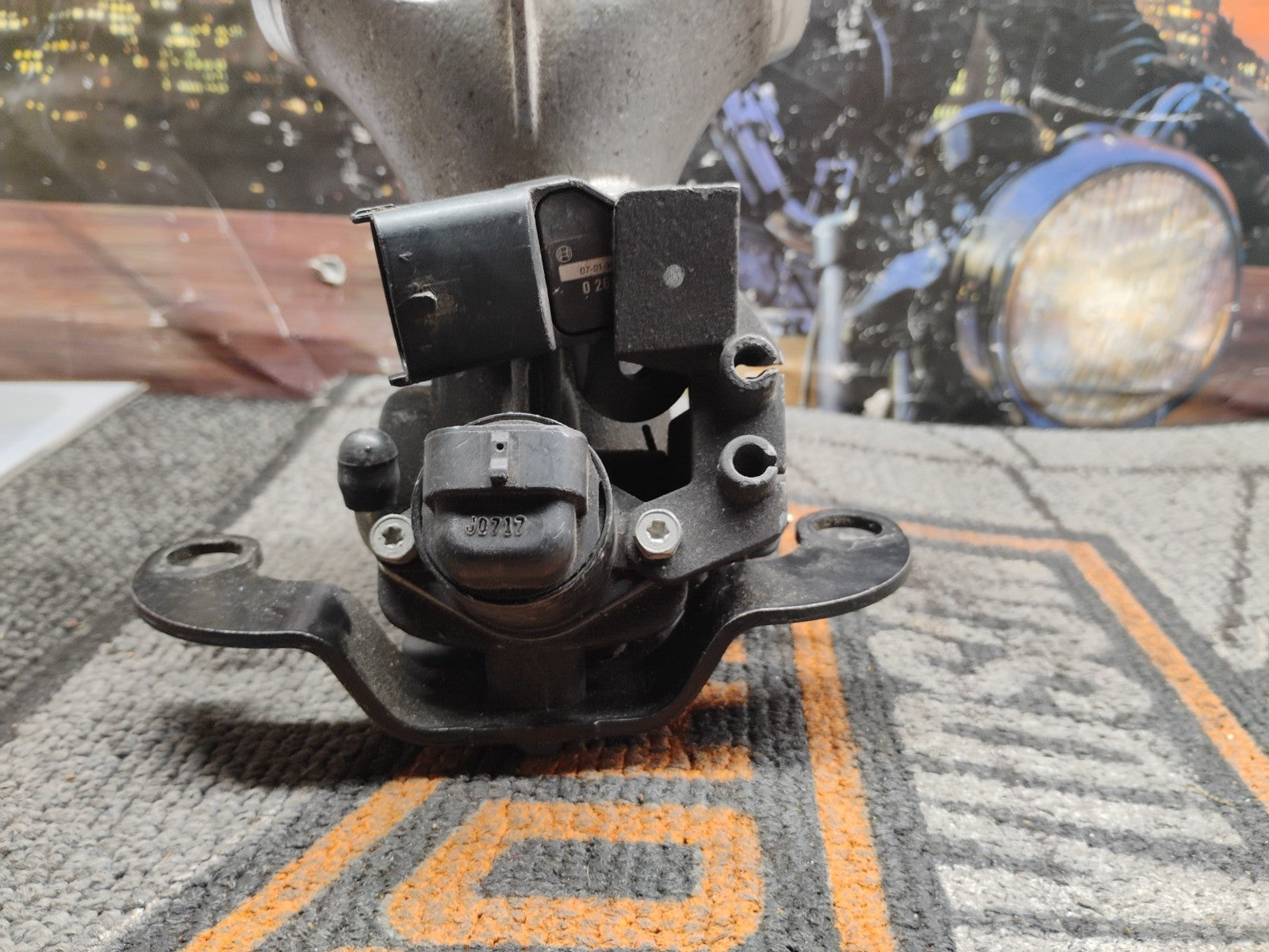 2007^ Harley Sportster 1200 883 Throttle Body Fuel Injection Intake 27694-07