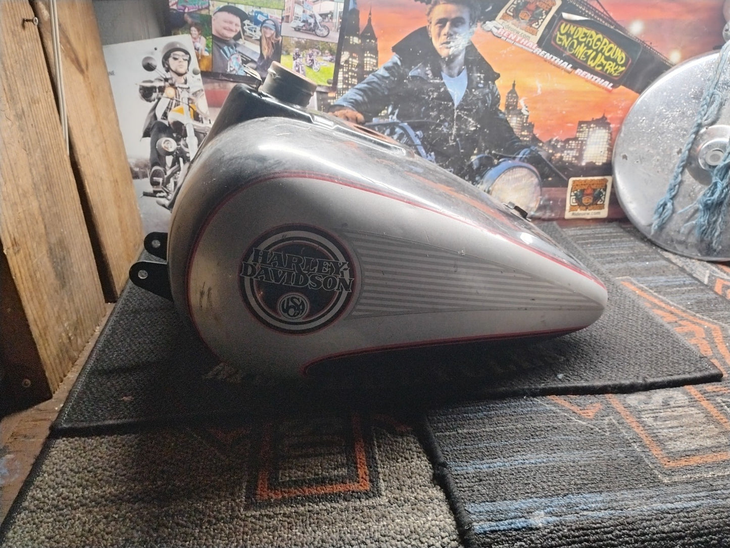 OEM Harley-Davidson FLHTC Electra Glide Fuel Gas Tank 1995 Touring