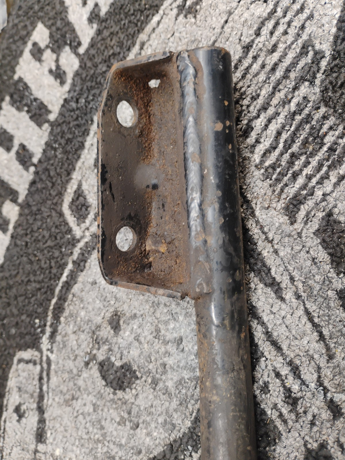 OEM Harley-Davidson Sportster Exhaust Support Bracket 1999 XLH XL1200 XL883