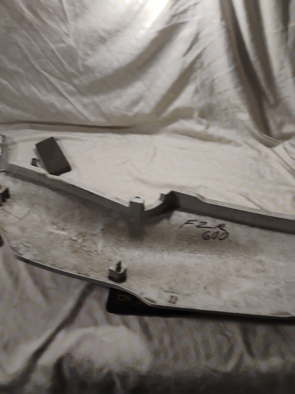 NOS Yamaha Side Cover Assembly 2 UR Silky White 1989-1990 FZR600 3HE-Y2171-00-GE