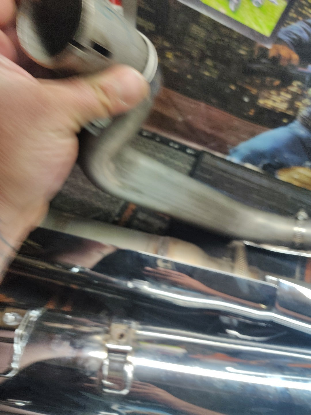 Harley Davidson M8 Exhaust Syst/Chrome 64900236A Slash Tip SlipOn Mufflers