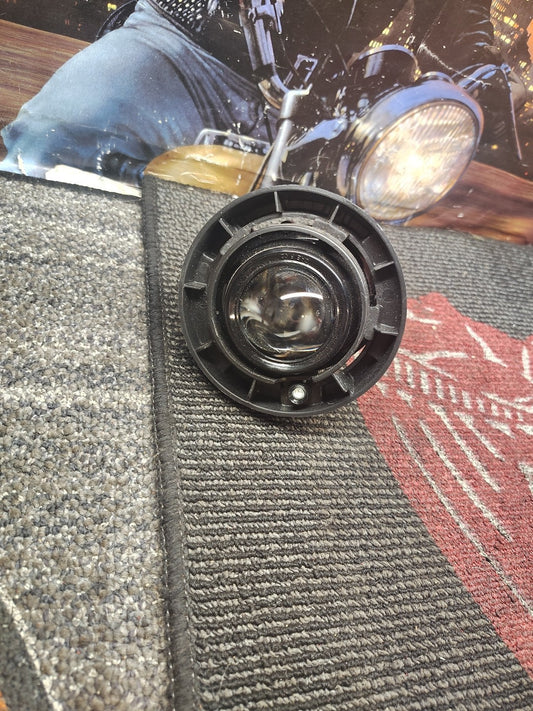 2005-2010 GM Front Fog Light Lamp Assembly OEM 15162675