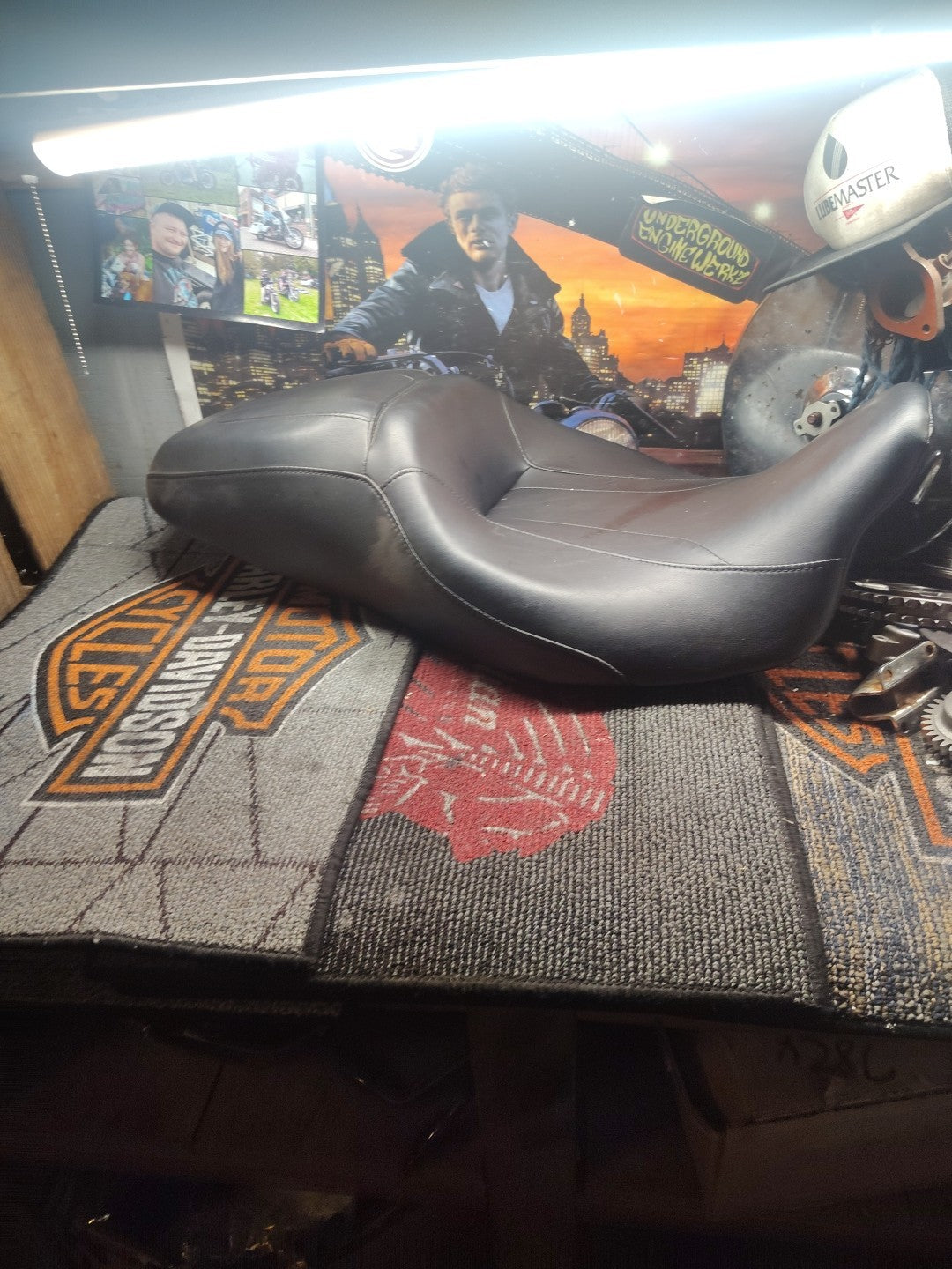 Genuine Harley-Davidson Touring DUAL SEAT Low Profile 52000142