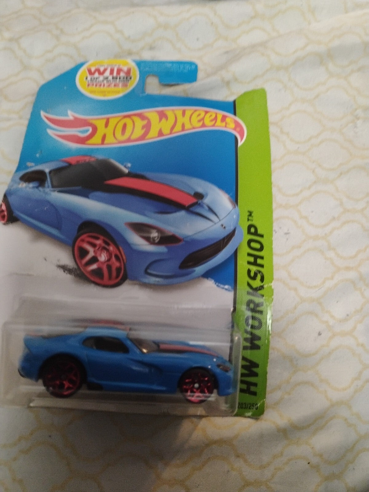 2014 Hot Wheels #203 HW Workshop-HW Garage 2013 SRT VIPER Blue Variant wRed 5YSp