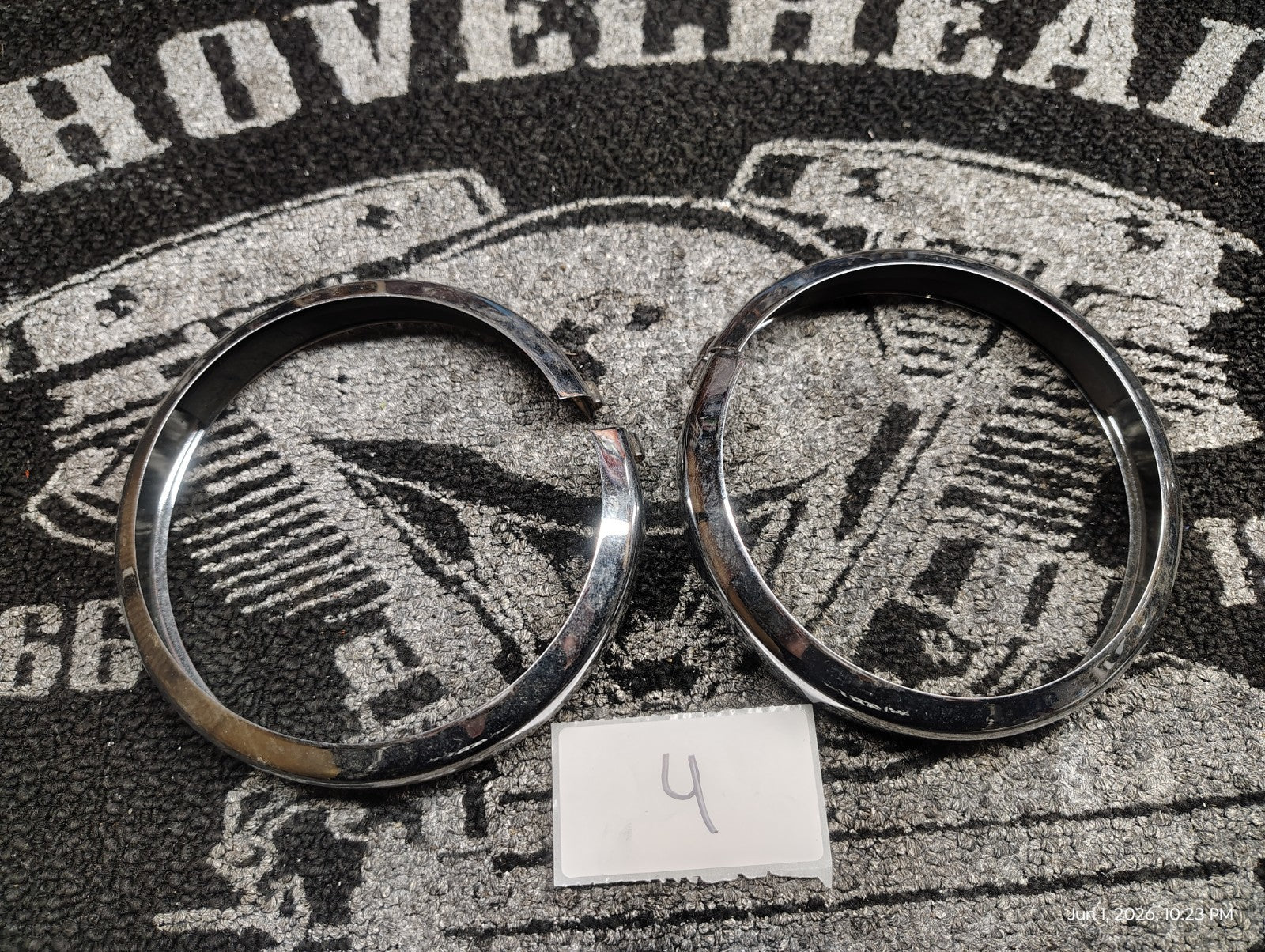 Harley-Davidson Passing Lamp Trim Rings 4.5" Pair Chrome OEM 69732-05