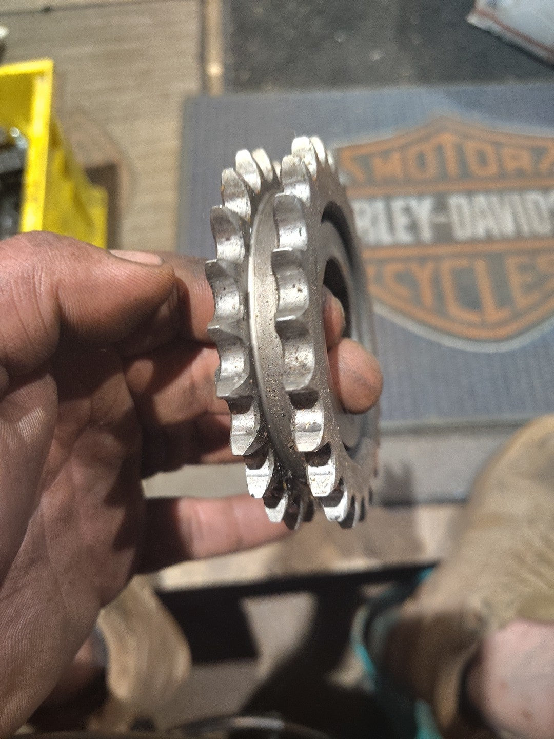 HARLEY-DAVIDSON PRIMARY CHAIN FRONT SPROCKET