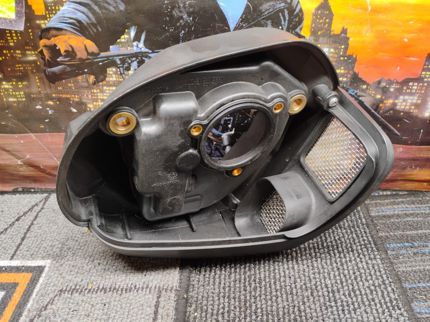 Harley Davidson Milwaukee 8 Touring OEM Air Filter Cleaner Back Plat #46