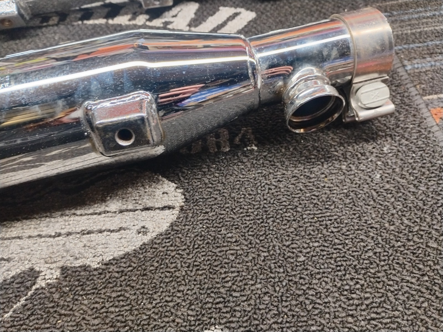 Harley-Davidson OEM Shorty Dual Rear Silencer Muffler 80391-04