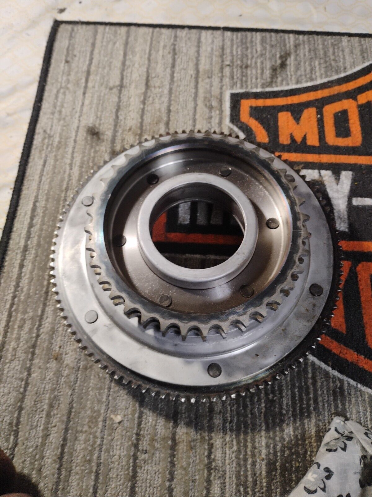 Harley Davidson 1994-1997 Big Twin Clutch Shell With Sprocket 5 Speed