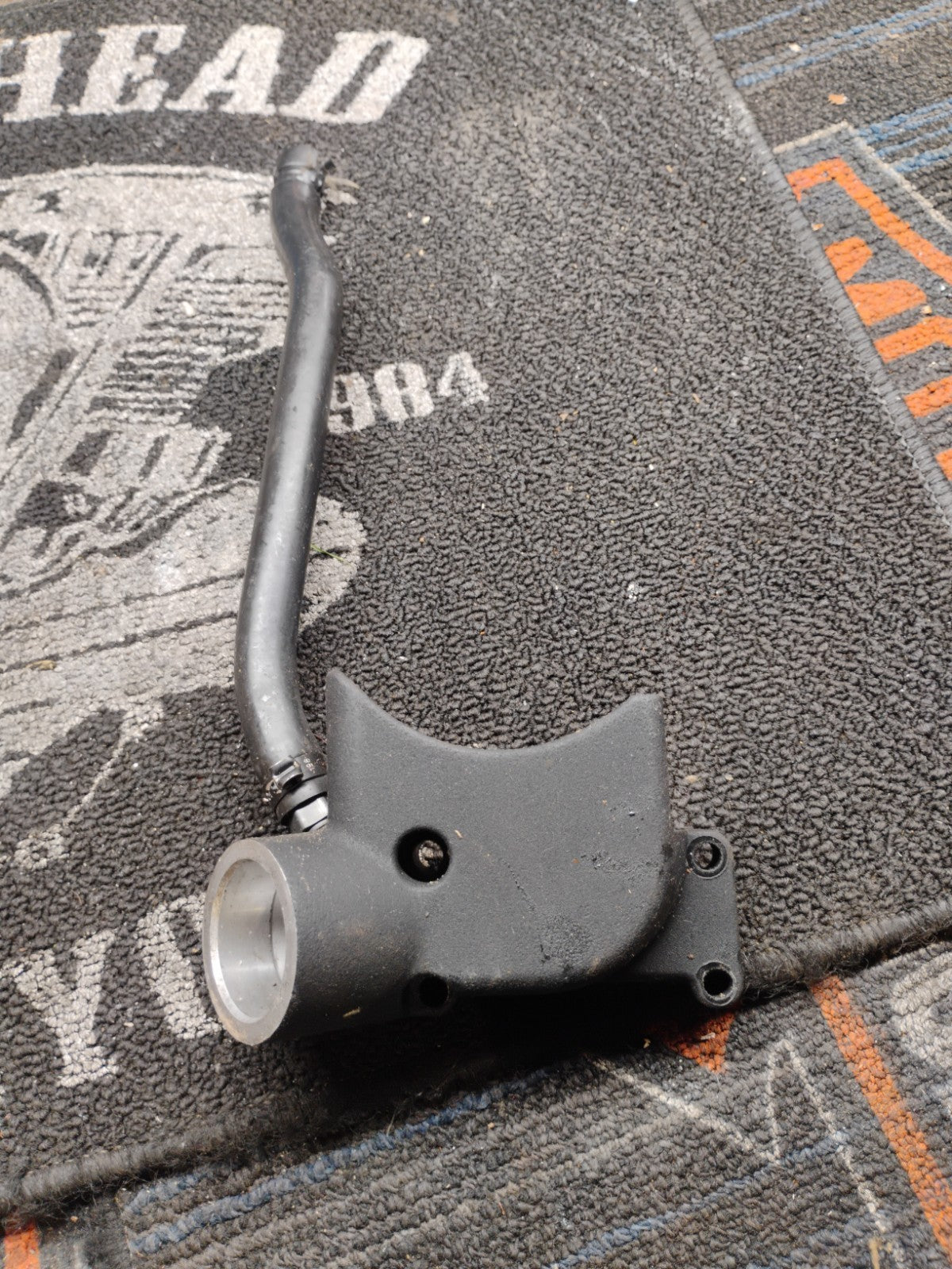 Harley-Davidson Twin Cam Transmission Oil Filler Spout Housing 62431-02